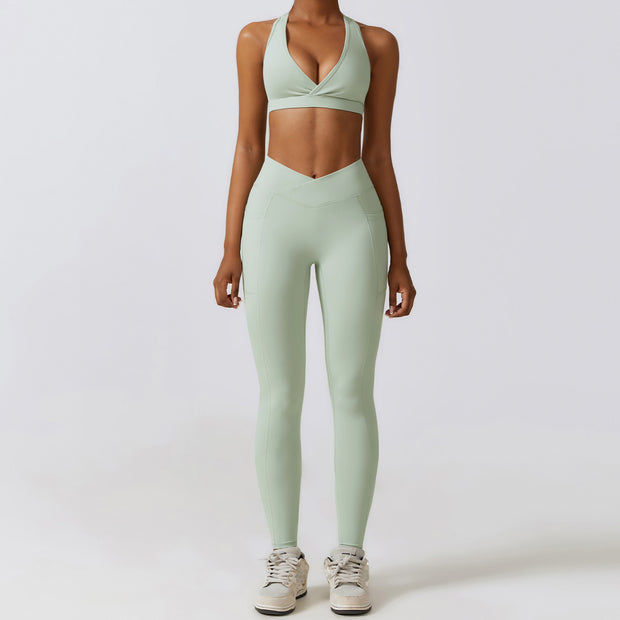 Quick-Drying Beauty Back Yoga Suit for Women – Lightweight, Breathable, Stretch Fit Activewear Set for Workouts & Training